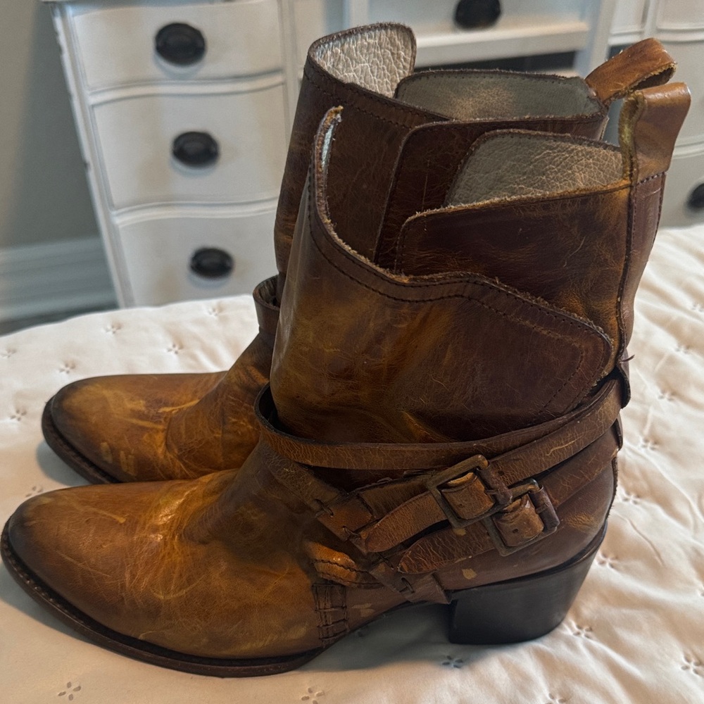 Freebird - Saint - Cognac Leather Heeled Boots